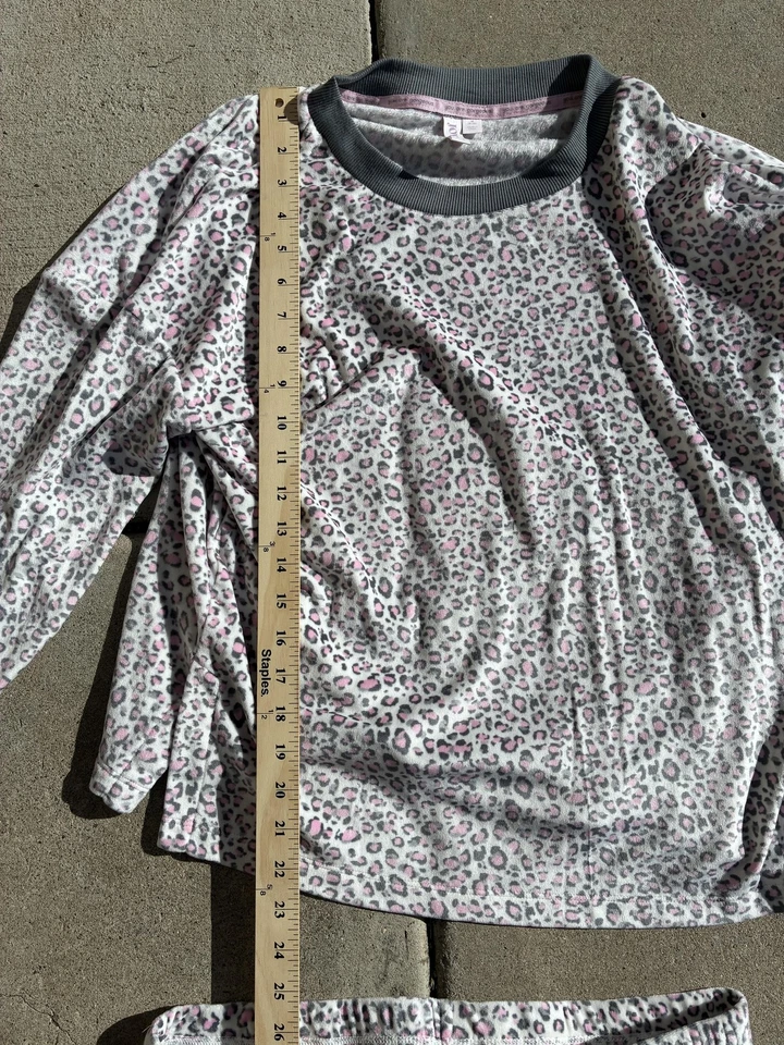 Conjunto de pijama Joyspun para mujer mediano 8-10 gris rosa leopardo polar 2 piezas ropa de dormir Foto 4 de 4