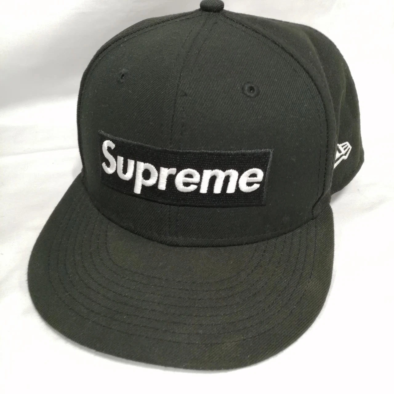 SUPREME NEUF Numéro de modèle : Casquette noire