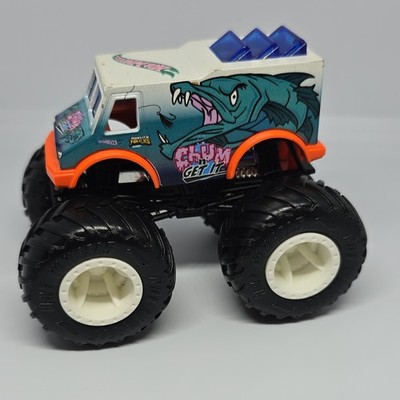 Hot Wheels Chum Get It Monster Trucks 1:64 Diecast Toy Vehicle
