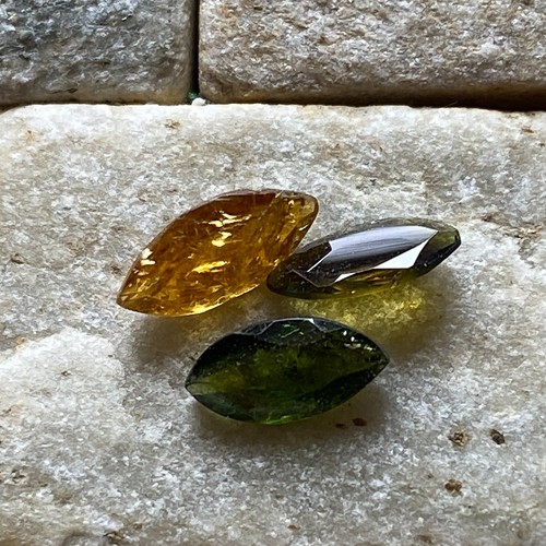 TOURMALINE NATURAL MINED x 3 GEMSTONES FROM MOZAMBIQUE 2.00Ct MFG5345 - Picture 5 of 9