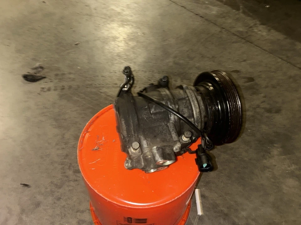 Compresor de aire acondicionado 2g DSM 95-99 Mitsubishi Eclipse 420a Foto 3 de 3