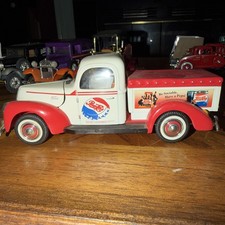 Vintage Golden Wheel Diecast 1940 Ford-40 Pepsi Cola Delivery Truck No:#MS13