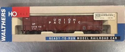 Walthers 61  Wood Chip Car Union Pacific #147898
