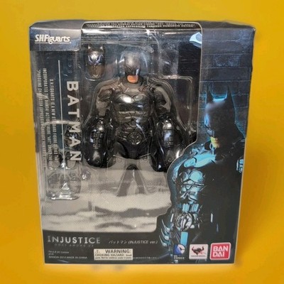 S.H.Figuarts Injustice Gods Among Us Batman Action Figure. New!
