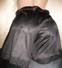 Vtg Vanity Fair Black Nylon Lace Short Petti Pant M