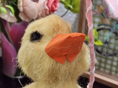 Easter Spring Natural Sisal Yellow Duck Figurine Tabletop Home Decor 12" - Picture 4 of 9