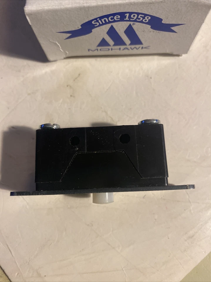 Microswitch Mohawk - 14-124 HEAVY DUTY 20 AMP DOUBLE-BREAK S Foto 4 de 4