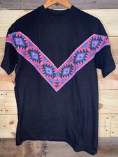 Vintage HANES BEEFY T MEDIUM (38-40) single stitch Native american design