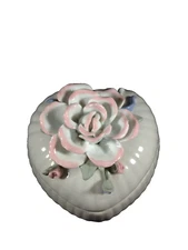 Vintage Ceramic Heart Shaped Trinket Jewelery Box Pink Rose