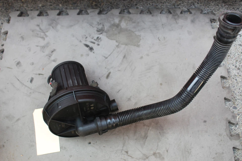 Volkswagen Touareg 2006 bomba de aire secundaria C181 Foto 4 de 4