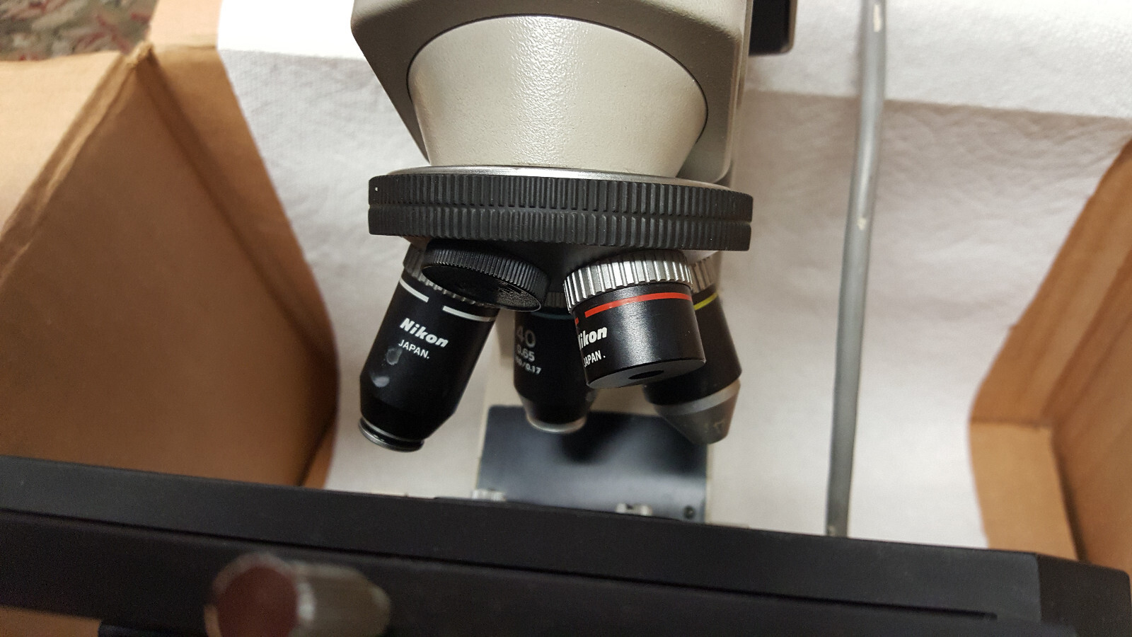 Nikon Labophot Microscope Dual Viewing Heads with 4 Objectives