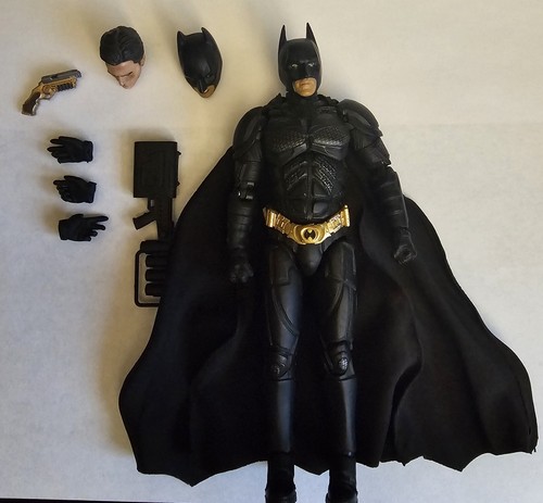 Medicom MAFEX No.222 Justice League Batman – Kapow Toys