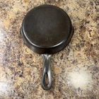 Wagner Ware Sidney No. 9 3 D Cast Iron Skillet 7” width