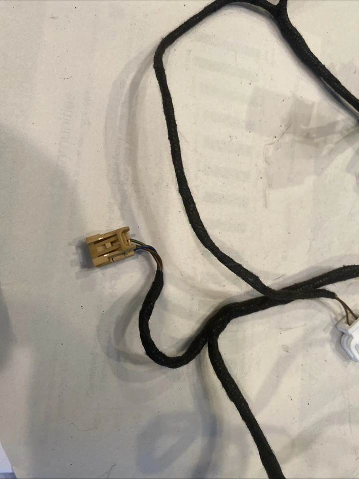 AUDI A4 ALLROAD 2013-2016 - Arnés de cableado de panel de puerta trasera 8K0971693D Foto 3 de 4