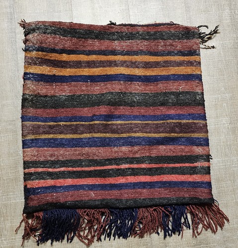Vintage Woven Khamseh Confederacy Rug Bag - Picture 10 of 15