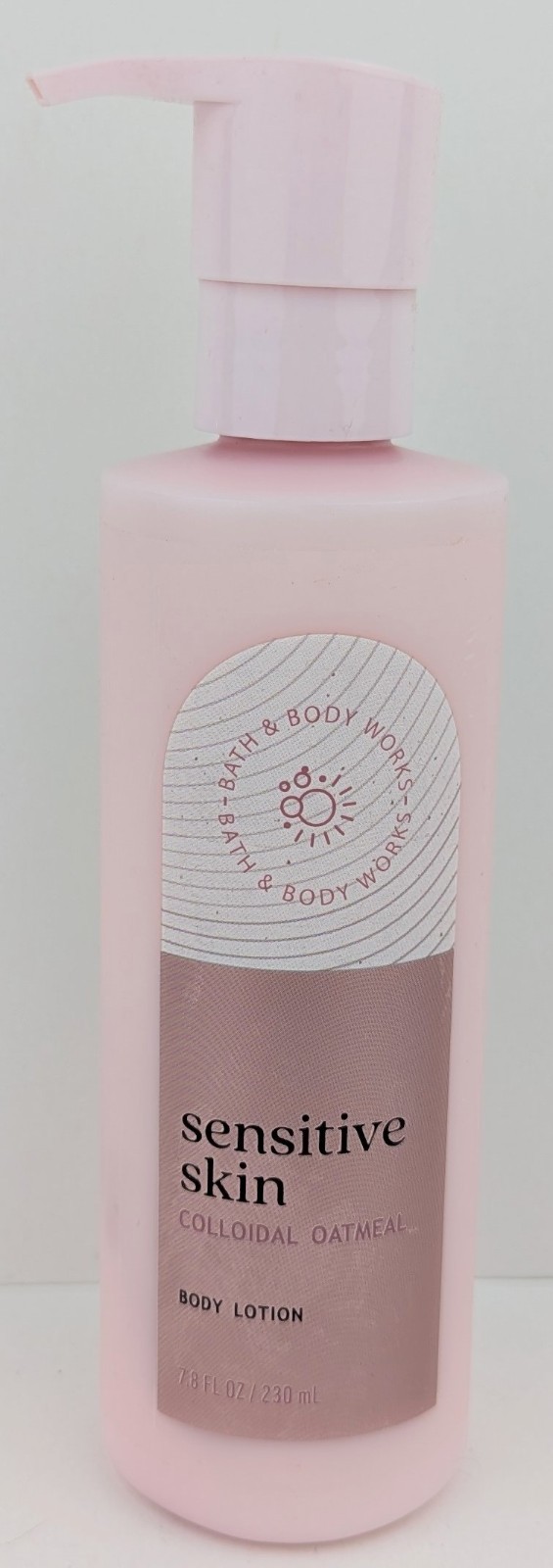 Bath & Body Works Sensitive Skin Colloidal Oatmeal Body Lotion 7.8fl.oz./230ml