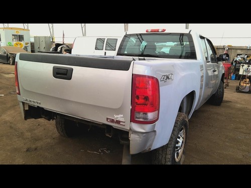 Passenger Right Front Spindle/Knuckle Fits 11-19 SIERRA 2500 PICKUP 6660378 - Picture 3 of 12