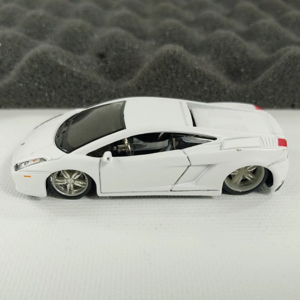 Maisto Lamborghini Gallardo Blanco 1/64 Suelto Foto 2 de 4