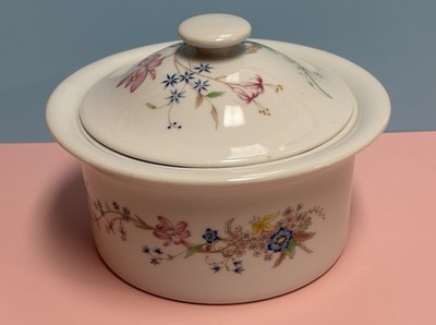 1984 VTG Shafford Meadow Flowers Porcelain Round Covered Dish 1.5 qt - Bakeware