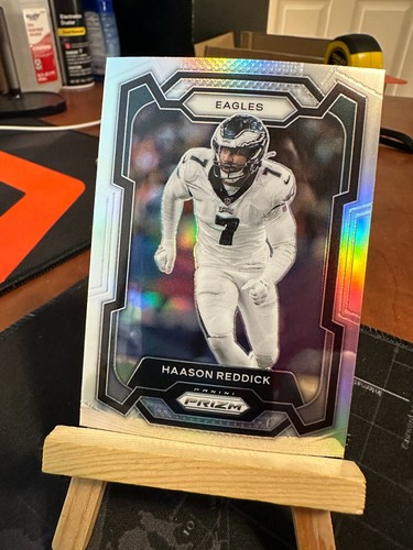 Fútbol Panini Prizm 2023 plata, naranja, base, novatos, paralelos e insertos - Imagen 77 de 149