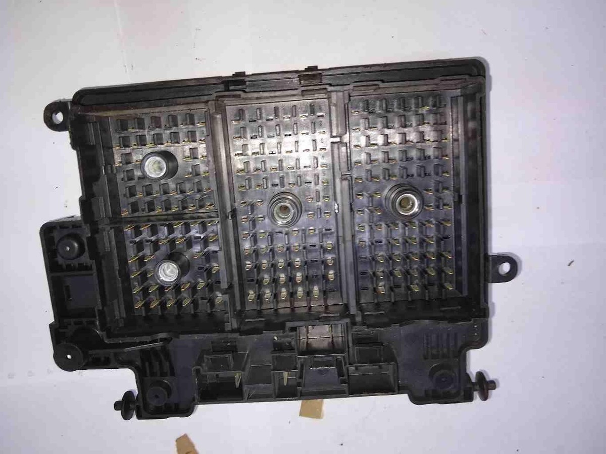 ckichi0303ページ Underhood FUSEBOX #15328806,2001 Silverado 1500, 00 01 02 | eBay