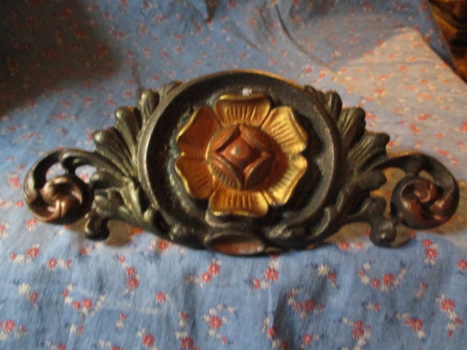 Picture 1 of 4