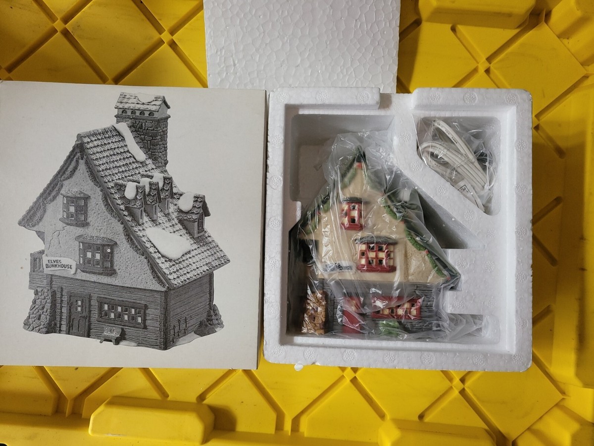 Dept 56 Elf Bunkhouse 5601-4 North Pole Series Heritage Village