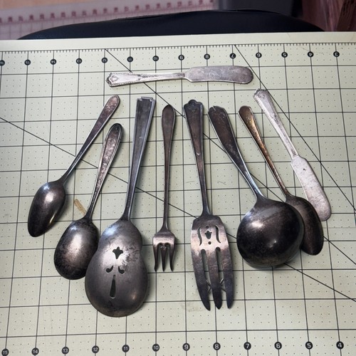 Silverplate Flatware Lot of 9 Spoons Crafts DIY - Picture 2 of 8