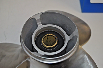 Volvo OEM Stainless Steel Propeller 3850312 14.5 X 19 3-blade for  