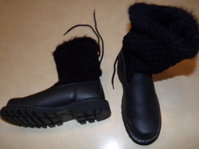 CATERPILLAR Black Fur Lined Boots Size 