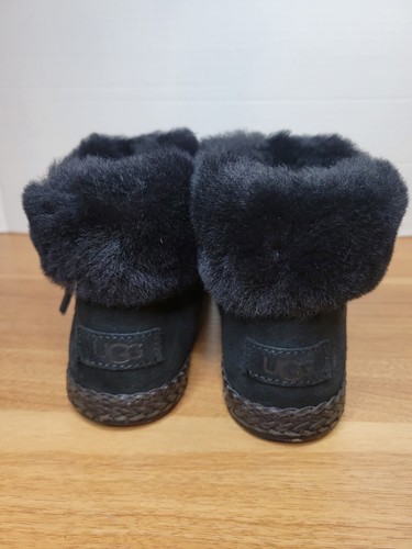 Stivaletti invernali UGG donna 6 Elowen 1113593 neri scamosciati punta tonda - Foto 5 di 8