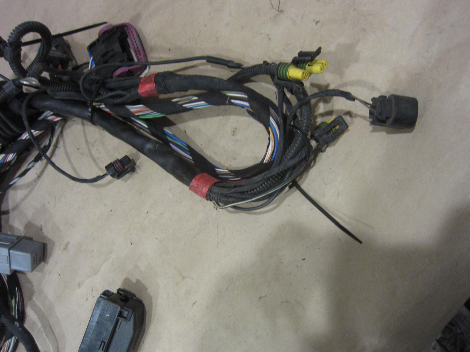 Ferrari 575M -Gearbox  Connecting Cables - P/N 183063