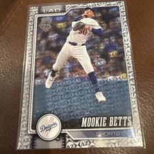 2023 Topps 75 Mookie Betts #41 AZ Parallel Los Angeles Dodgers