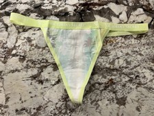 NWT Victoria's Secret Signature Logo Waistband Cotton V String Thong Panty Small