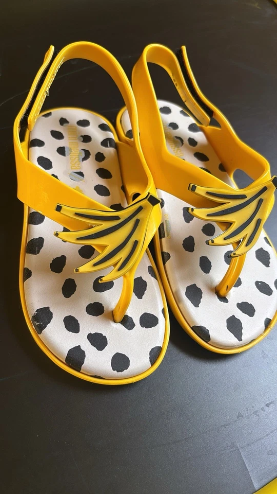 Mini Melissa Talla 10 Foto 2 de 3