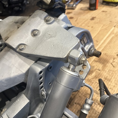 OMC Johnson Evinrude 50 60 85 115 135 HP Power Tilt Trim Swivel Bracket 0172822 - Bild 7 von 13