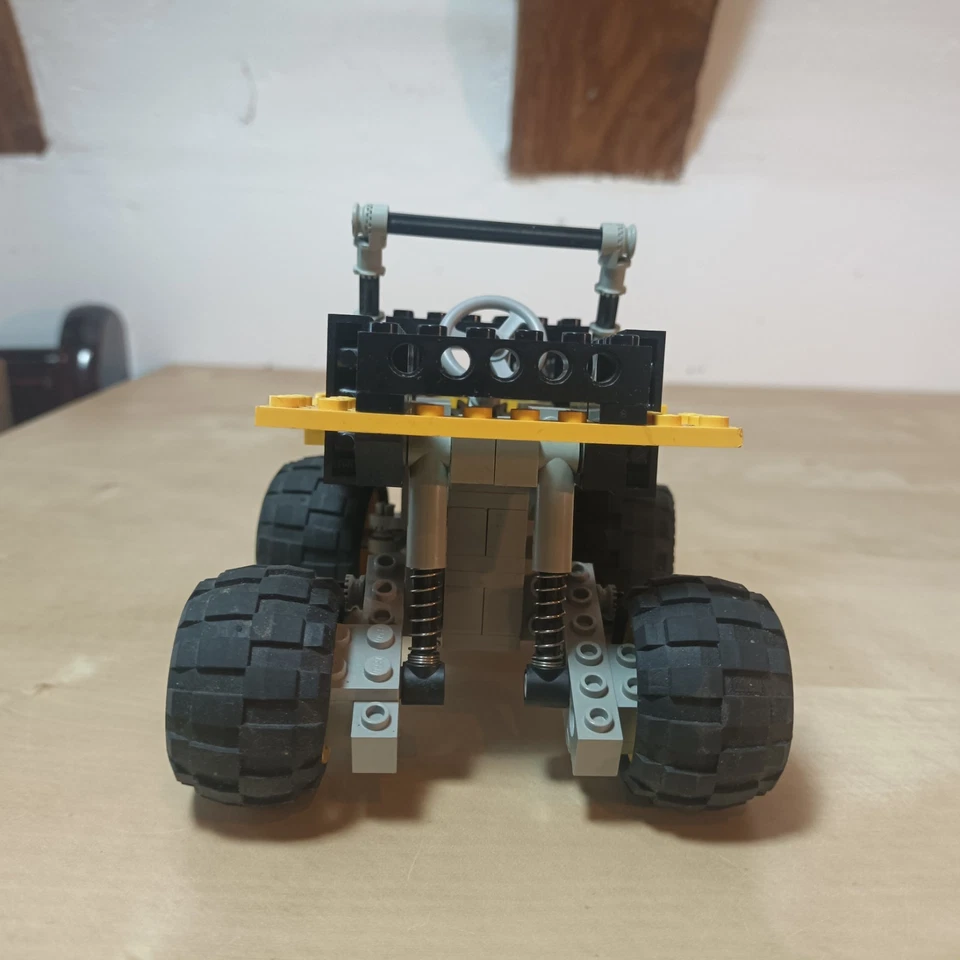 LEGO Technic 8816 Off-Road Rambler, photo 4 of 5