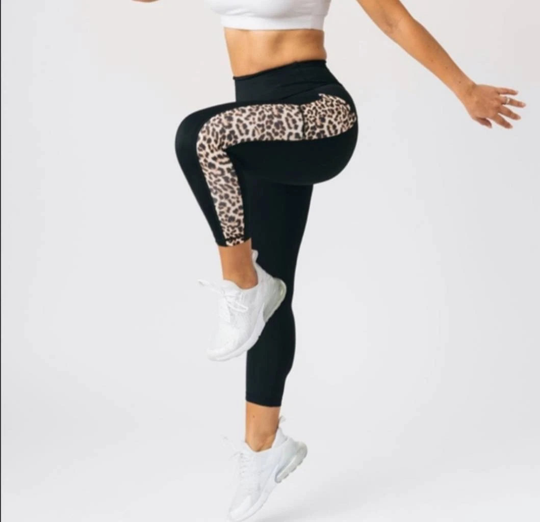 Zyia Active Brilliant Leopard Leggings Black Pocket High-Rise 6/8