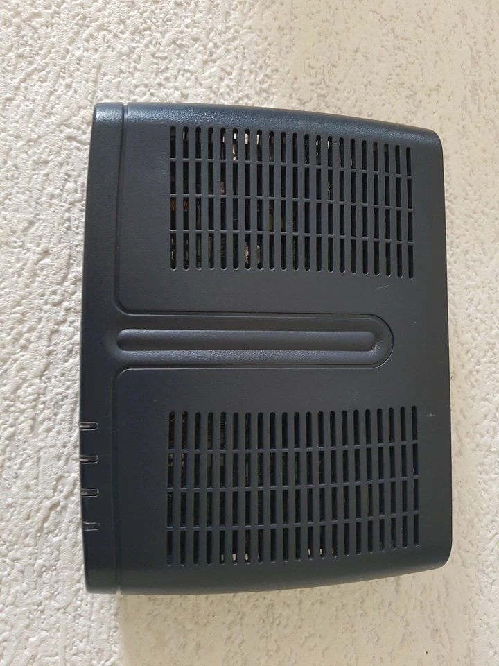 Thomson - SpeedTouch 546i v6 Router - TCM 35910430 - Usato - Immagine 4 di 4