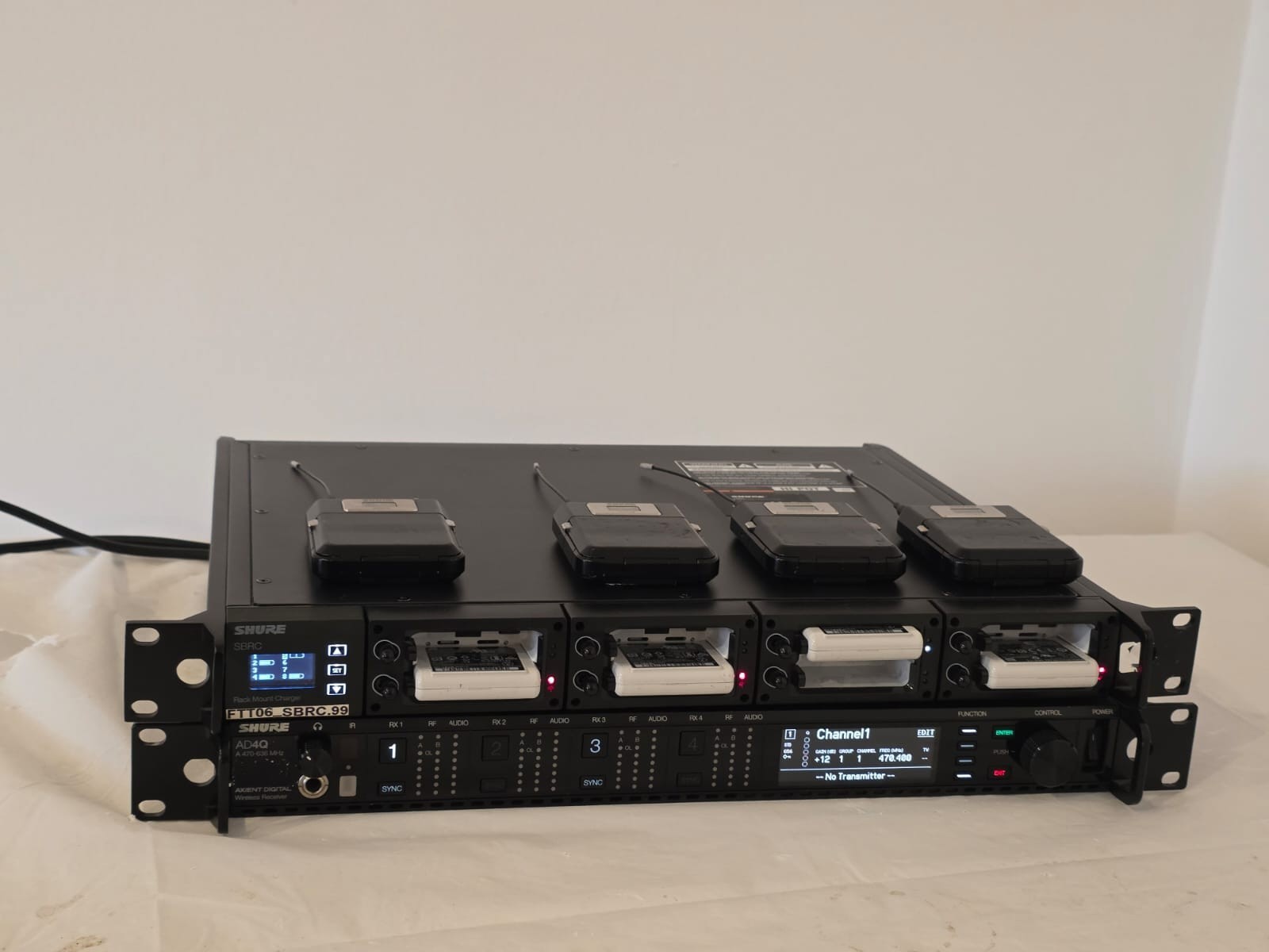 Shure Axient Digital four channel receiver & 4X Shure ADX1 G56 & Shure SBRC set