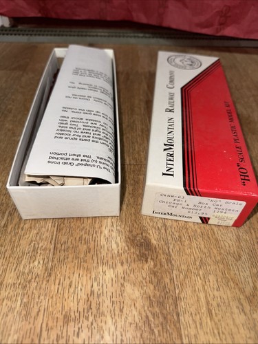 Intermountain Ho Boxcar Chicago North Western 1194 Kit Nuevo | Zustand: New