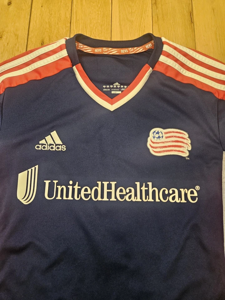 Adidas Signed Fagundez #14 NEW ENGLAND REVOLUTION MLS Soccer Jersey Kit Men L - Image 3 of 4