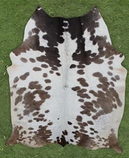 Hair on Cowhide Rug Real Cow Leather Skin Floor Carpet Natural Rug 71x60" CC1348