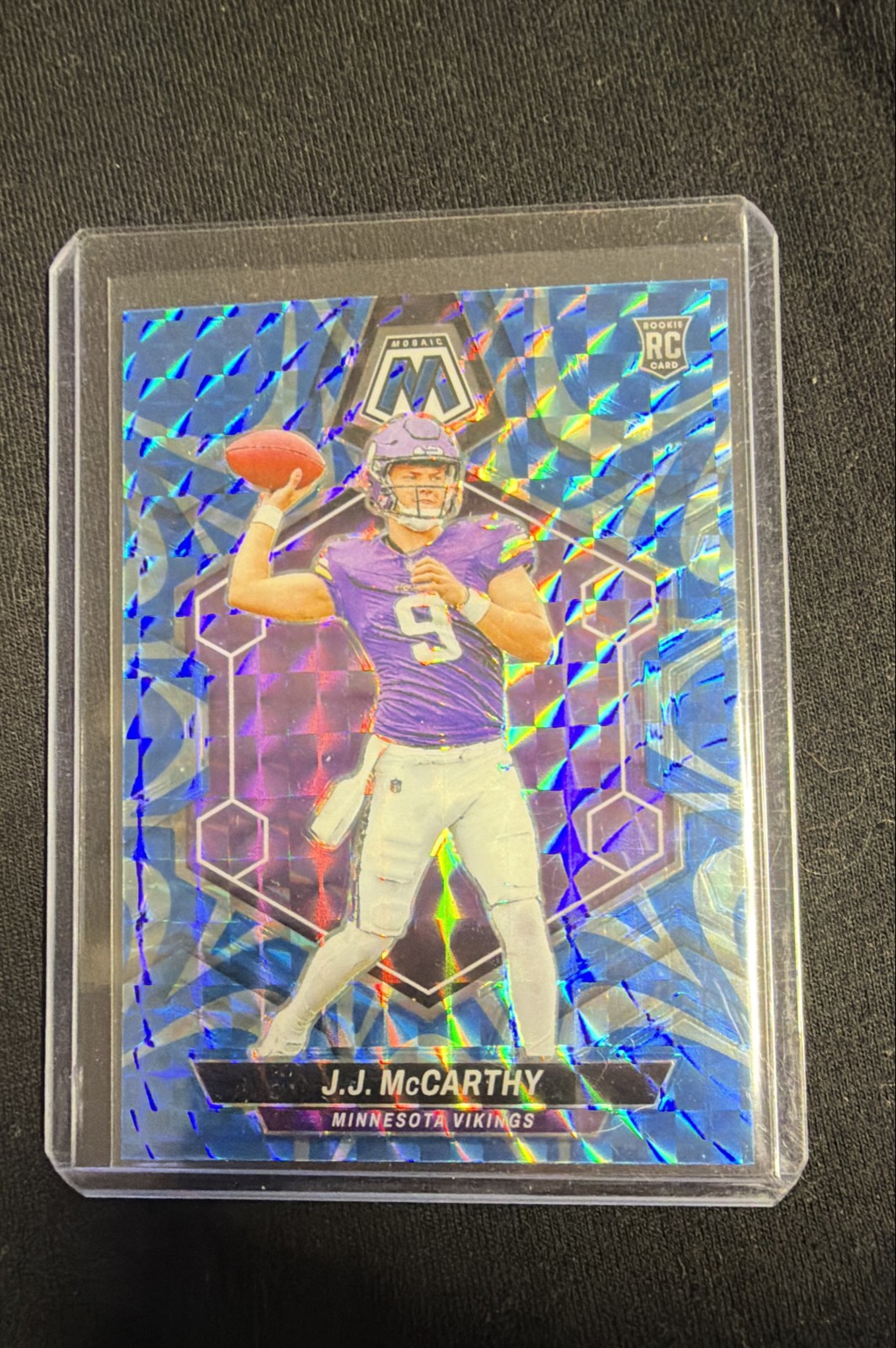 2024 Panini Mosaic - Rookies J.J. McCarthy #310 Reactive Blue Mosaic Prizm (RC)