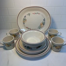 Corelle Abundance 17 pc Set Corning Ware (4) Dinner (4) Salad (4) Bowls (4) Cups