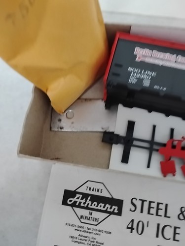 HO Greenway Products Athearn 40' Beer Reefer Red Arrow Berlin Brewing Company - Picture 4 of 12