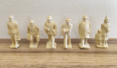 Vintage 6 Marx Littletown Train City 30mm Figures Lot of Six -MAKE AN OFFER-