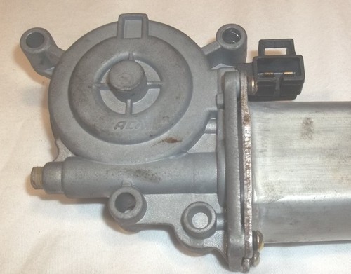 1992-1999 PONTIAC OLDSMOBILE BUICK CADILLAC WINDOW MOTOR PASSENGER FRONT DOOR // - Picture 4 of 4