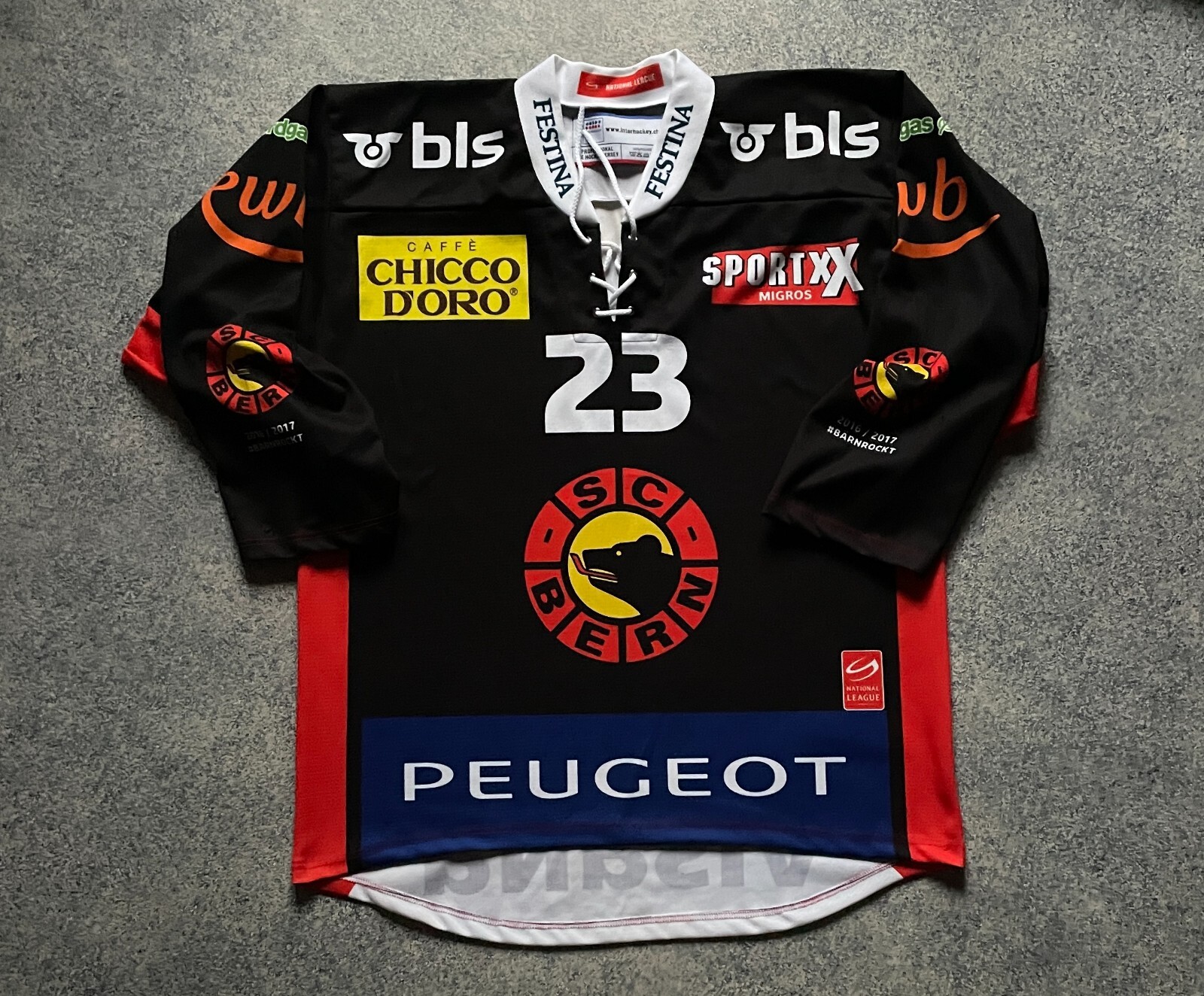 SC Bern 2017 2018 Shirt Simon Bodenmann SIGNED Interhockey Jersey Trikot Size L