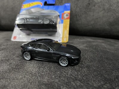 Hot Wheels 2022 STH 2020 Jaguar F-Type Super Treasure Hunt - Short